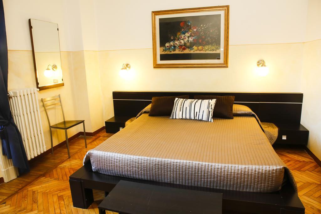 Albergo Garisenda Bolonia Habitación foto